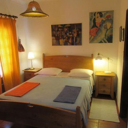 Casa Amarela Hotel Vila Nova de Milfontes Luaran gambar